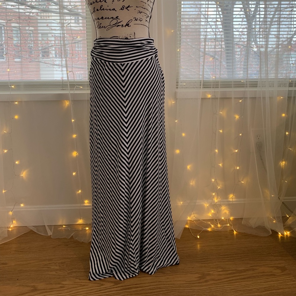 Maxi skirt